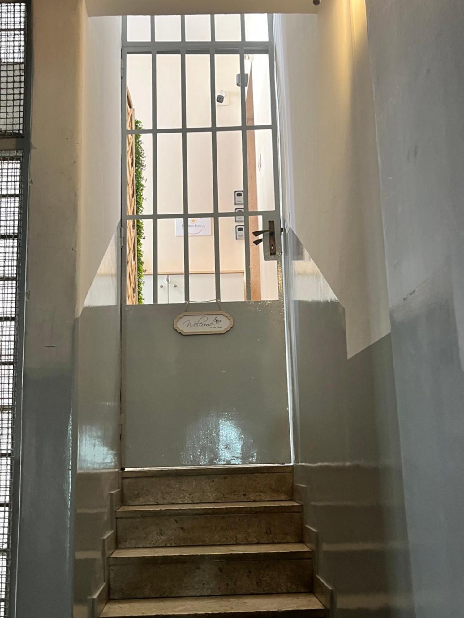 Dimora Sicula Guest House Catania Ngoại thất bức ảnh